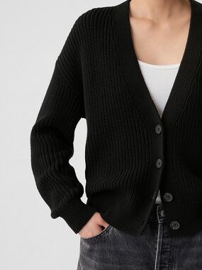 GAP Black Women’s Shacker Stitch Cardigan M